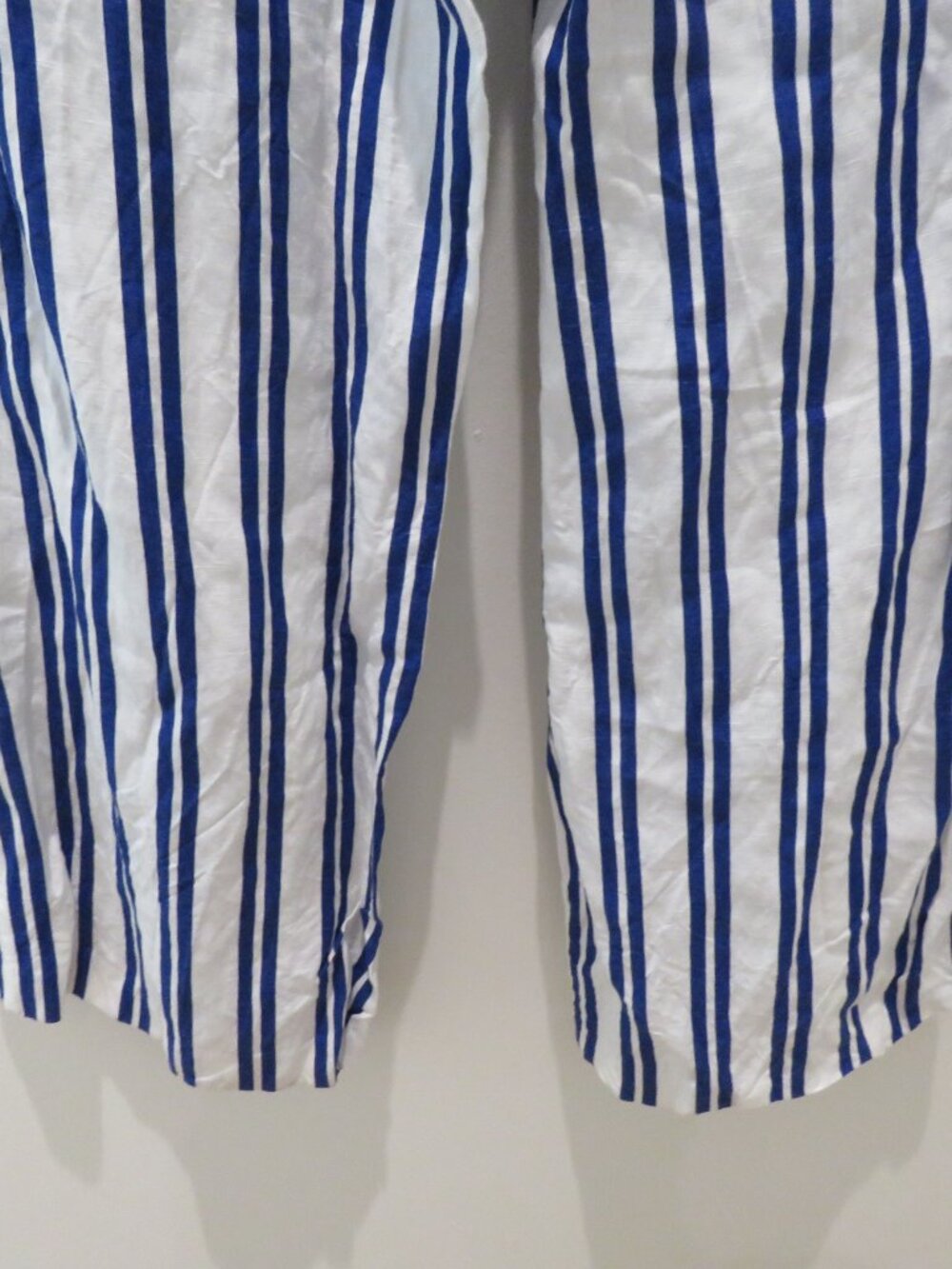 L'ACADEMIE The Lani Pant White Blue Stripe Medium Linen Blend Preppy Coastal - Picture 12 of 14